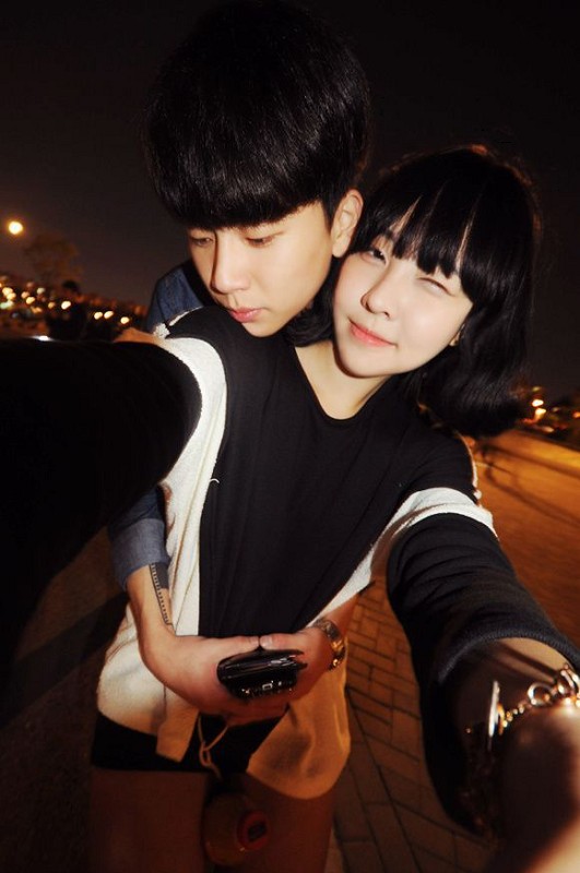 甜蜜幸福的情侣qq空间素材图片 可不可以温暖我抱紧我